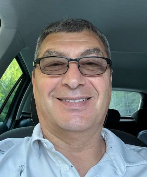 David, Owner